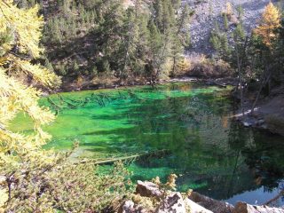 L'intenso colore del Lago Verde