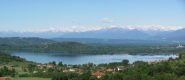 vista del lago di Viverone dal Castello di Roppolo
