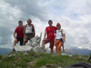I quattro escursionisti in punta.