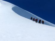 Equipe italo svizzera batte traccia sulla cresta