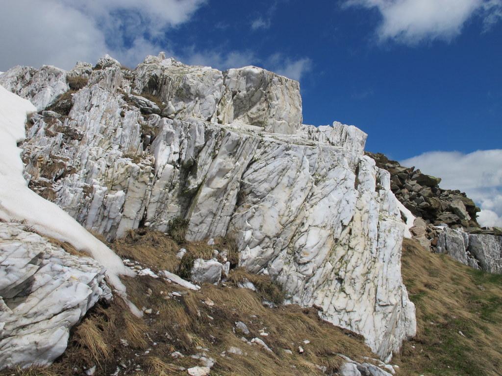 La pietra bianca del Monte Pietra Bianca