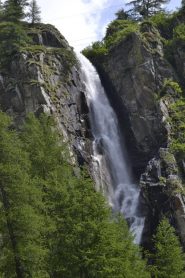 La bella cascata del rio santanel