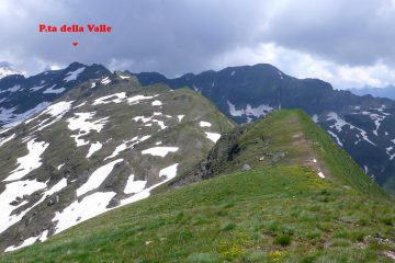 La cresta che termina alla P.ta della Valle