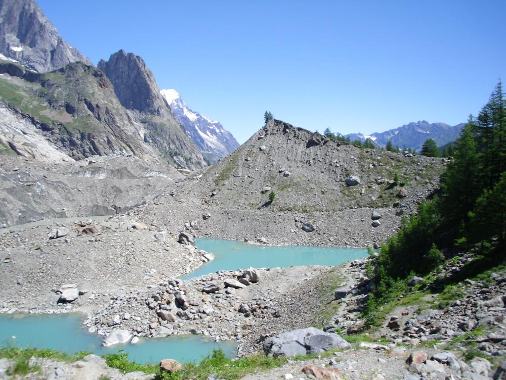 Miage Lago Del Da La Visaille Per Il Lago Del Combal Escursionismo Camminata A Courmayeur Valle D Aosta Gulliver Outdoor Community