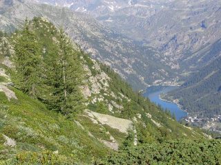 lago di ceresole dai pressi dell'alpe Prusèt