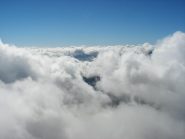un mare di nubi