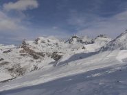 04 - Verso Monte Roisetta e Grand Tournalin, ampie zone senza neve alle pendici della Becca d'Aran