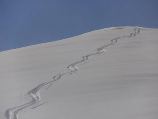 01 - Curve in neve fresca