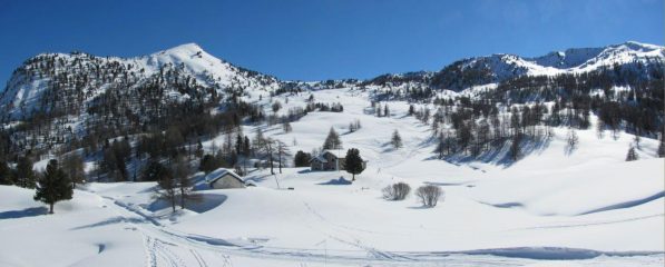 Conca lago nero e Rifugio Brigata Alpina Taurinense