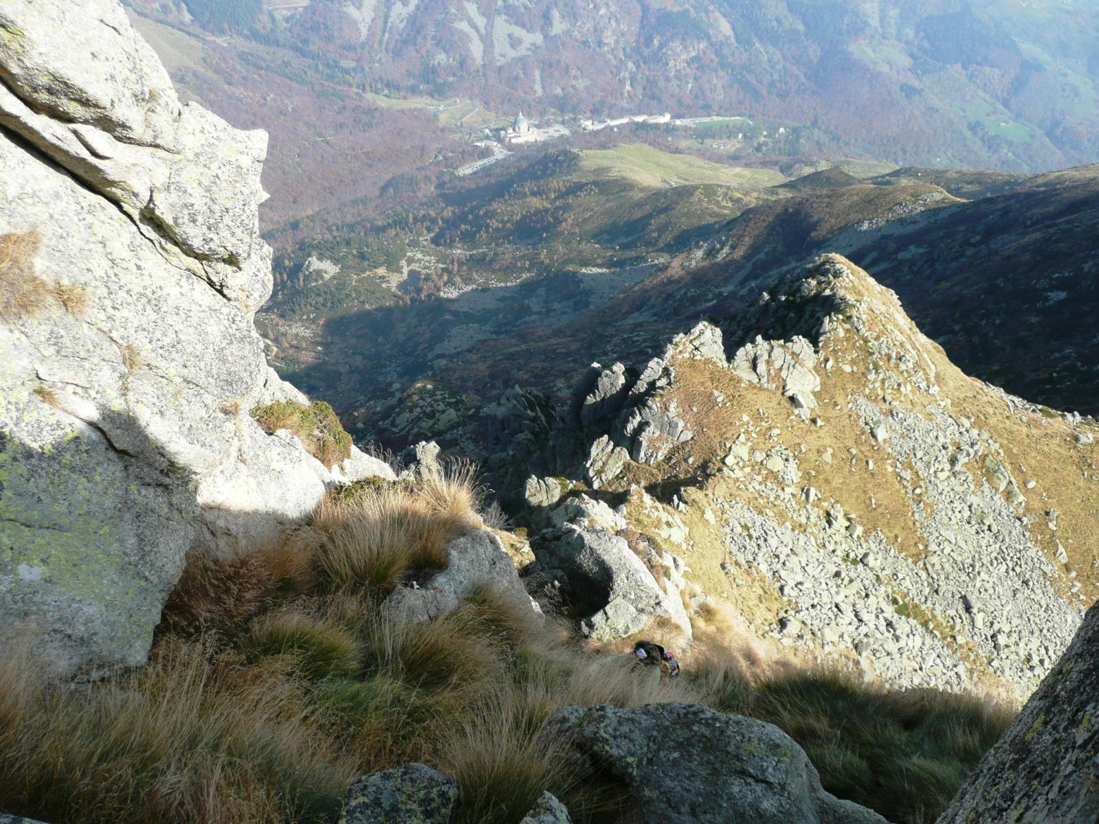 la cresta spartiacque fra Valle Oropa e Valle Elvo
