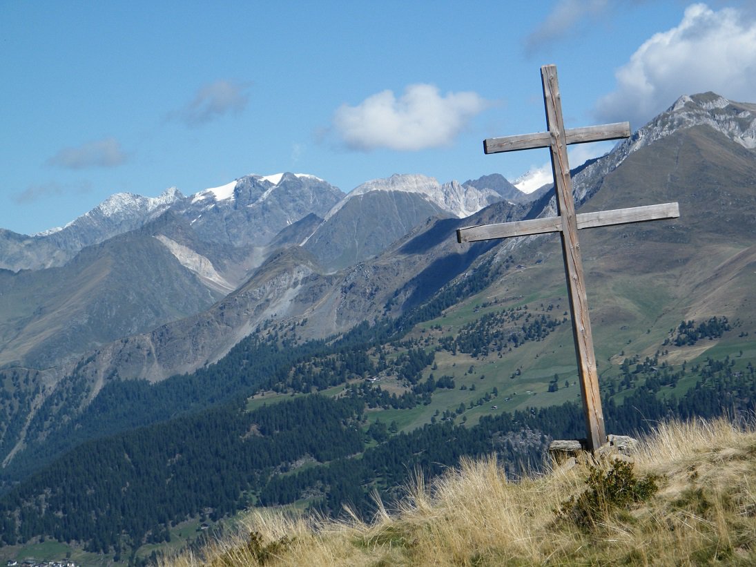La wetterkreuz posta a monte della Schart Alm