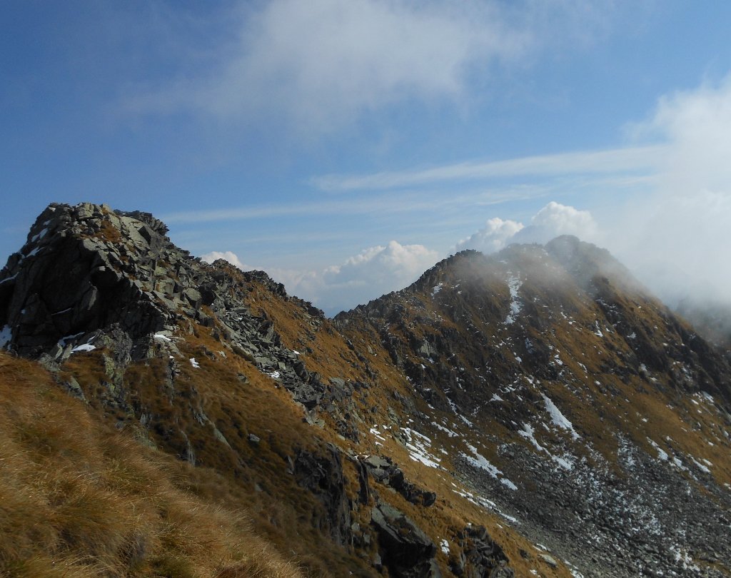 Monte Arbueil salendo verso il monte dei Corni
