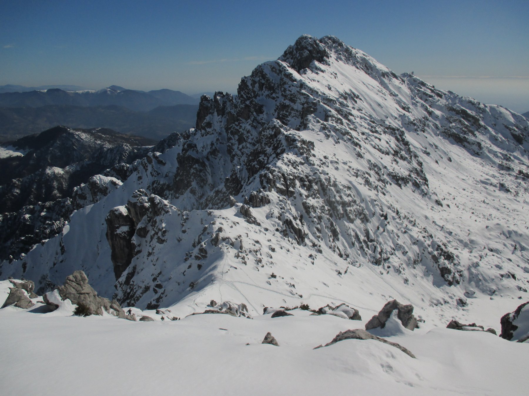 cresta nord dell'Alben vista dal monte Croce