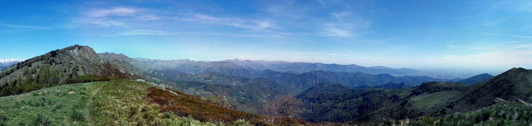 Dall'Alpe di Rittana, vista verso Nord.