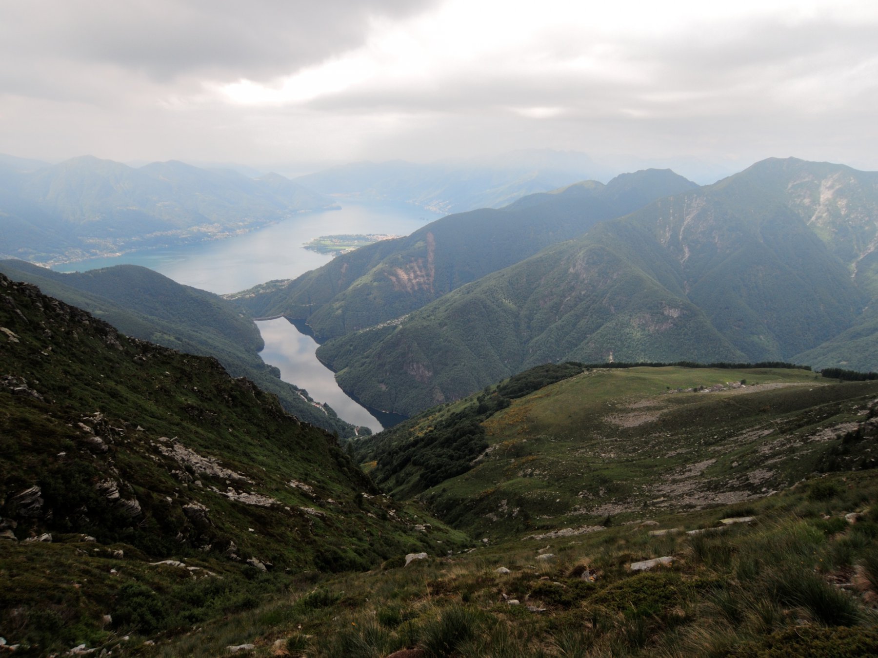 Lago Maggiore, Lago di Vogorno e Alpe Bardughè