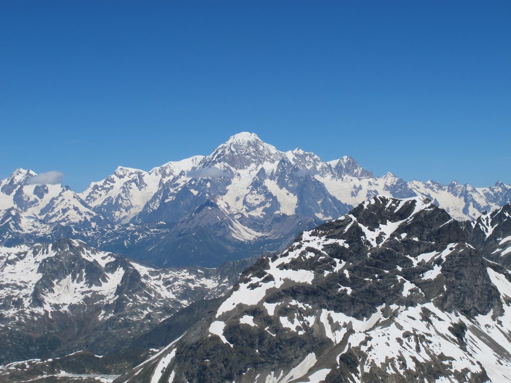 Panorami dalla vetta: Bianco e Gran Becca du Mont (per Bruno)