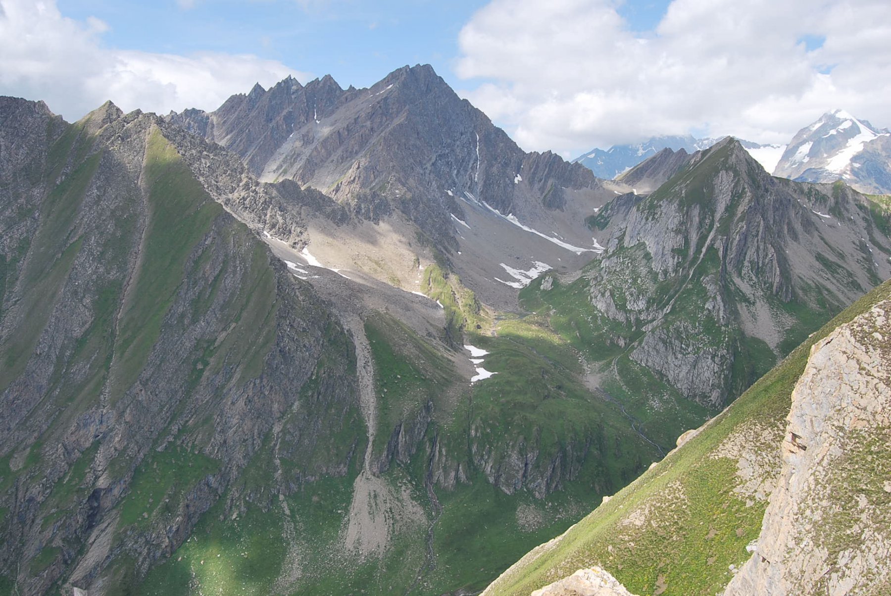 Dalla vetta: Col d’Orgeres, Berrio Blanc e Colle del Berrio Blanc (o Passage de Chavannes)