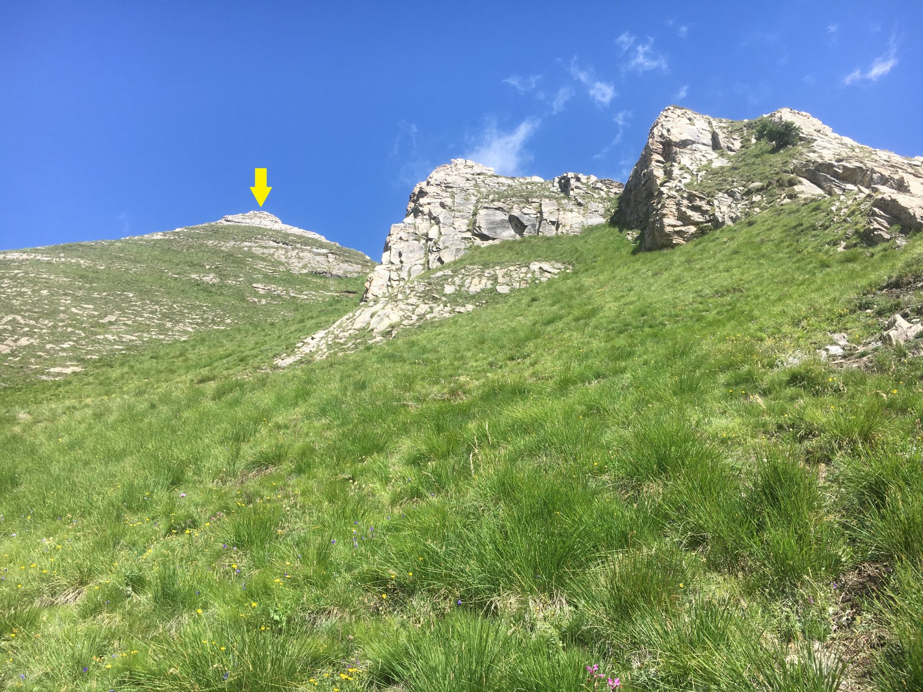 Dal punto di sbarco: la cresta e la punta, salita anch’essa, che si affaccia sul vallone Torrent