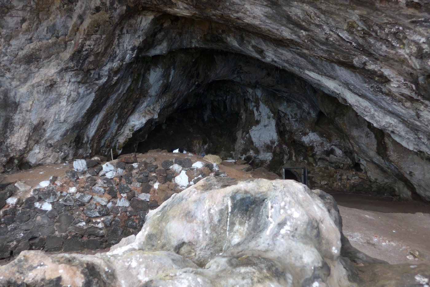 L'entrata della grotta