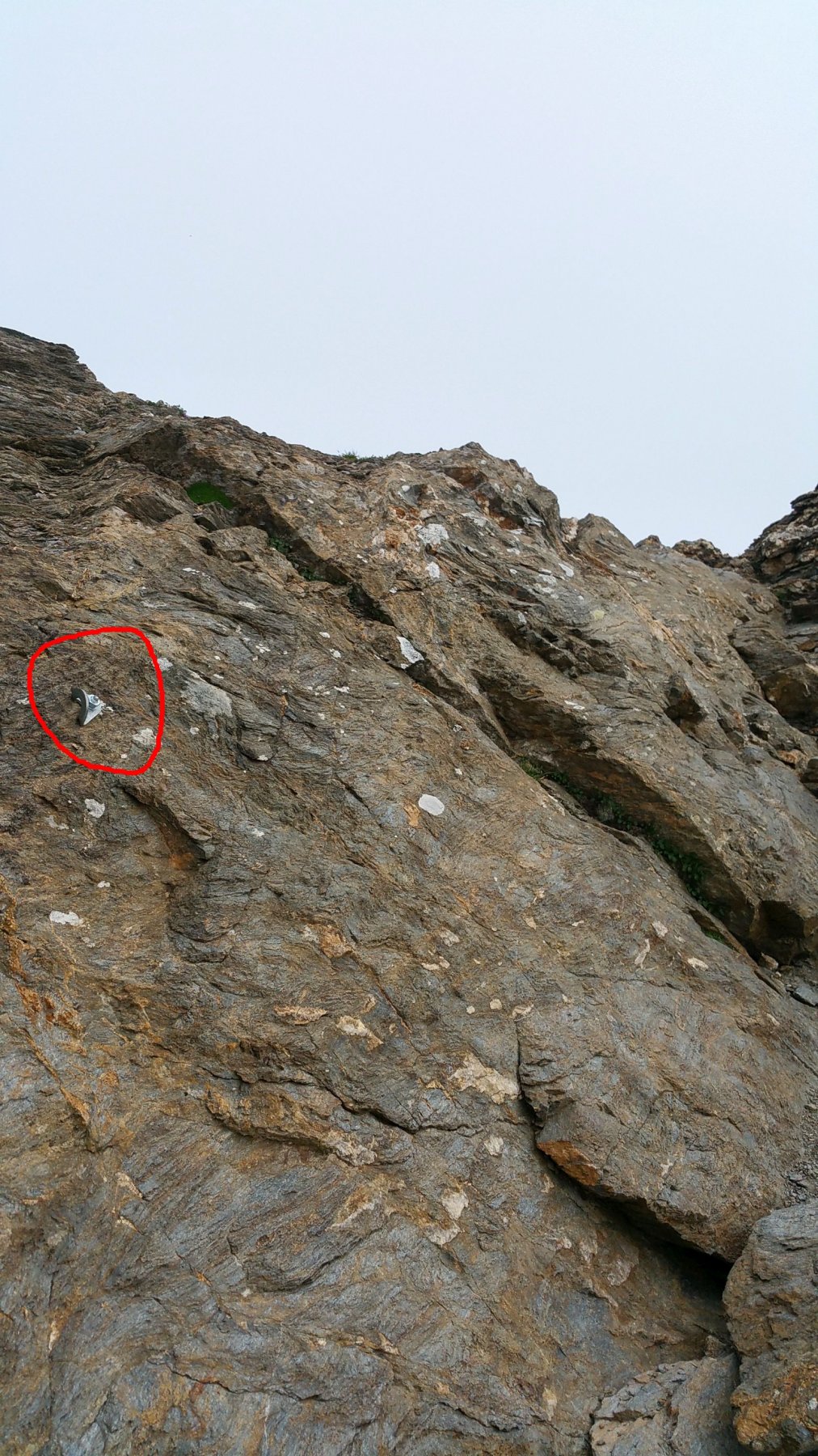 Roccia sopra al Tazzetti attrezzata parzialmente 