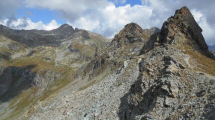 La lunga cresta percorsa, vista dal Colle Palasinaz