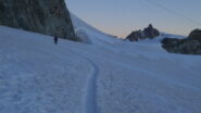 salendo il primo tratto del ghiacciaio verso il Col du Flambeau
