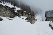 All’alpe di Viou, con innevamento (e nuvole) ancora notevoli