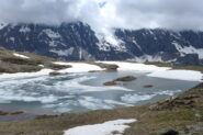 Lago di San Martino, parzialmente gelato