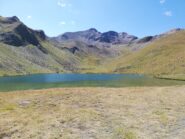 Lac de Terres Pleines e dietro le Chevalier
