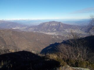 vista su Val Po e Monte Bracco
