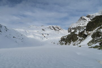 sulla destra il Col di Planaval, a sinistra gli splendidi pendii che portano al ghiacciaio