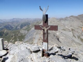 la croce sulla Rocca Tre Vescovi