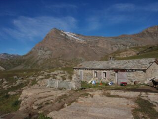 L'Alpeggio a pochi minuti dal rifugio Savoia 