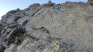 La prima placconata di rocce (II+) per salire su Rocce di Viso, poco sotto il Colletto