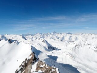 Vista dalla cima verso l'Oberland