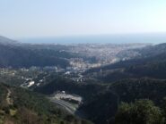 Vista su Genova scendendo al Righi