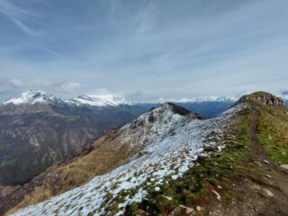 Monte Due Mani: vista verso lo Zucco di Desio.