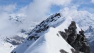 L'affilata cresta che porta alla cima Nord del Grand Tournalin