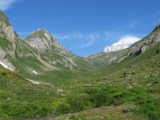 la parte alta del vallone di Youla, con M. Nix e Bianco