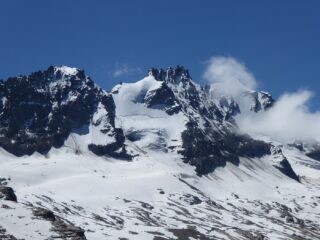 Montandayné, Piccolo e Gran Paradiso da poco sotto la cima.