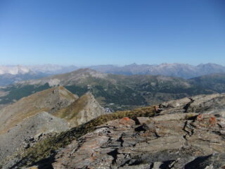 La cresta percorsa vista dalla cima del Monte Querellet
