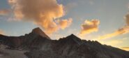 La Grivola e la cresta al tramonto dal bivacco Gratton
