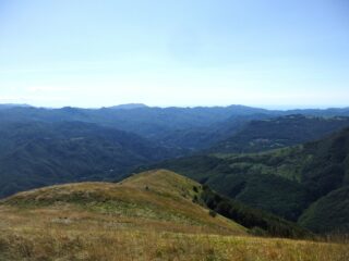 Panorama verso l' alta Val Trebbia