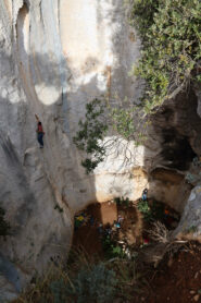 Foto dall'alto della grotta