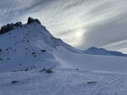 Gerenpass, sulla dx la vetta scialpinistica