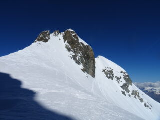 Le due cime dell'Agneaux Blanc (3648m a sx e 3634m a dx)