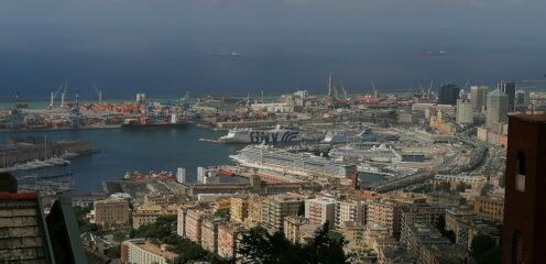 Porto di Genova visto dai Righi