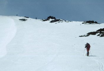 l'ampia dorsale verso la cima