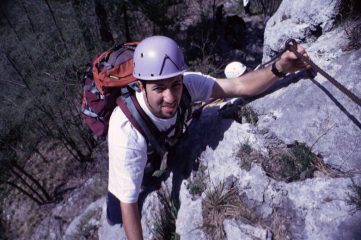 Gianni lungo la parte bassa della via ferrata (2-5-1999)