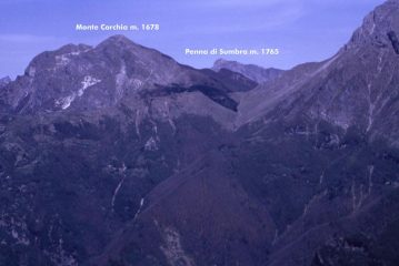 panorami osservati dalla cima...01 (2-5-1999)